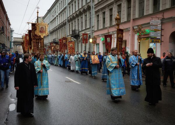 Religious Procession in St. Petersburg celebrating the Kazan Holy Mother icon day - Sputnik International