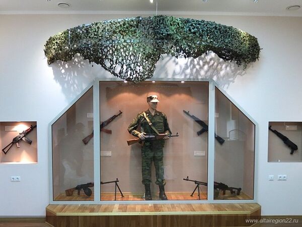 Museum dedicated to Mikhail Kalashnikov opened in Kurya village - Sputnik International