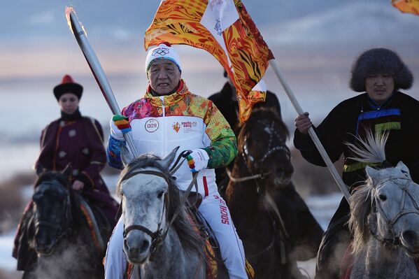 Olympic Flame Reaches Buryat Republic - Sputnik International