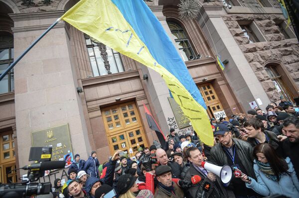 Supporters of Ukraine's European integration by city Rada in Kiev, December 5, 2013 - Sputnik International