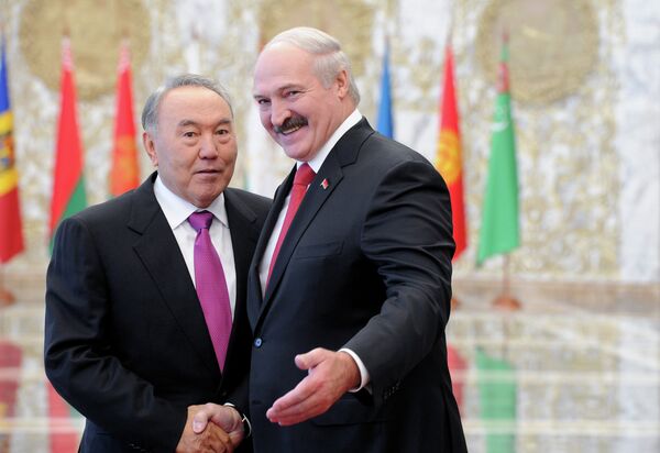 Nursultan Nazarbayev and  Alexander Lukashenko have long ruled their respective countries with iron fists and tolerate no opposition to their regimes - Sputnik International