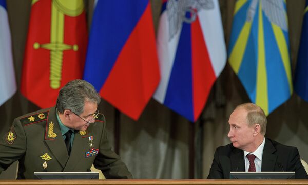 Sergei Shoigu and Vladimir Putin at a meeting of the country’s top military leadership - Sputnik International