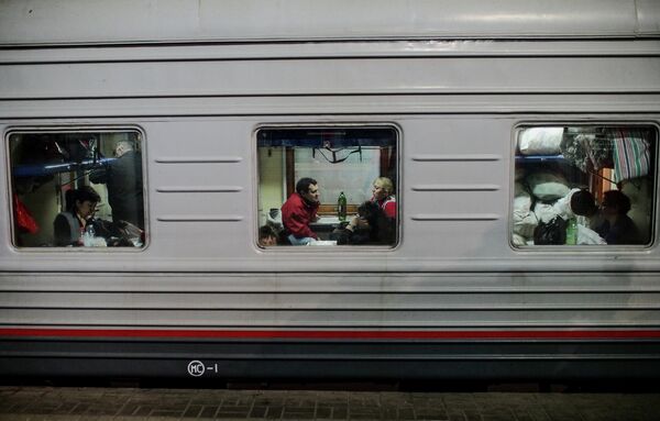Russia Slams Robbery of Russian Train Passengers in Ukraine. - Sputnik International