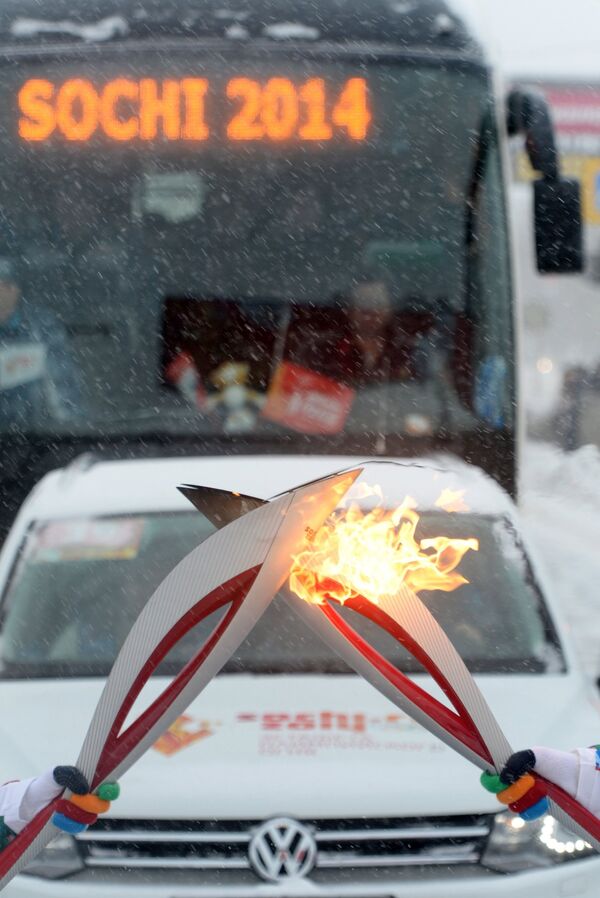 Sochi Olympic Flame Returns to Europe From Asia - Sputnik International