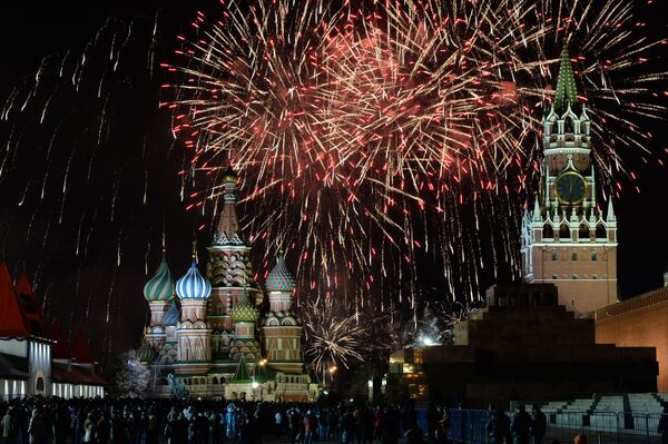 Russia Celebrates New Year - Sputnik International