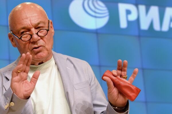 Russian TV host Vladimir Pozner, May 25, 2013 - Sputnik International
