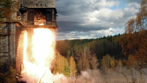 An NK-33 Rocket Engine Undergoes a Test Fire Outside of Samara, Russia - Sputnik International