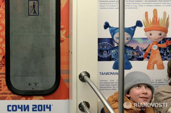 Moscow Metro Launches Train with Sochi 2014 Olympic Games Symbols - Sputnik International