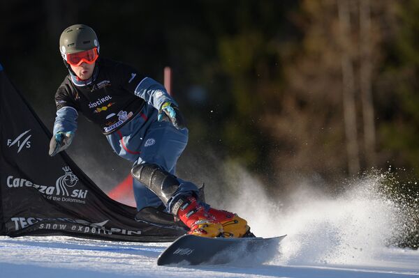 Snowboarder Vic Wild in Karezza, italy, December 14, 2013 - Sputnik International