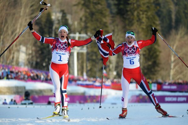 Norway Flexes Skiing Muscles as 'iPod' Shuffles to Gold on Day 4 at Sochi - Sputnik International