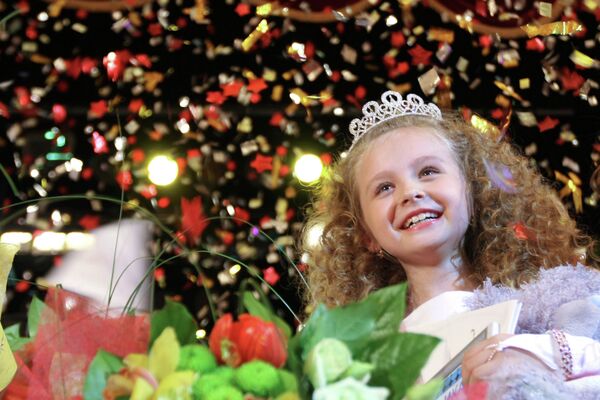Mini-miss Tatarstan 2010 winner, Yelizaveta Martynova (7 years old) - Sputnik International