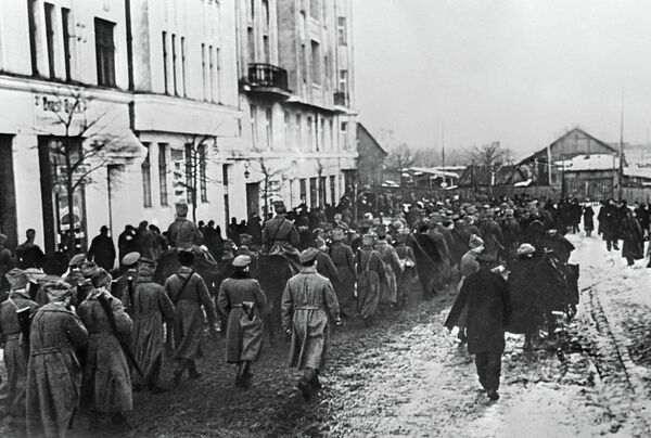The Red Army troops enter Riga - Sputnik International