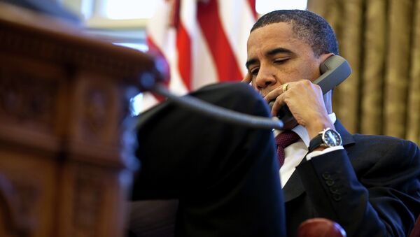 US President Barack Obama having a phone conversation with British Prime Minister David Cameron - Sputnik International
