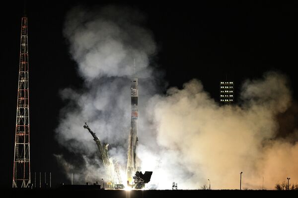 Launch of Soyuz TMA-12M manned spacecraft from Baikonur - Sputnik International