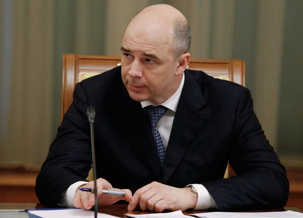 Russia's finance minister, Anatoly Siluanov, says that changing macroeconomic parameters are going to take a heavy toll on the Russian budget. - Sputnik International