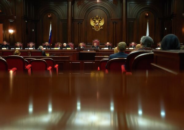 Russian Constitutional Court Justices during a session - Sputnik International