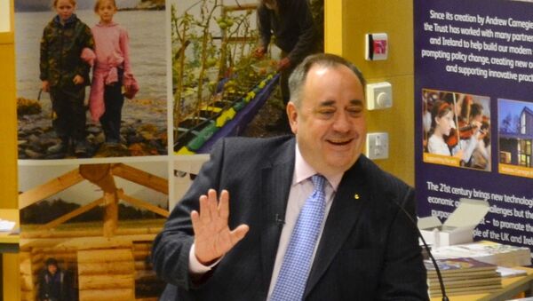 The leader of the pro-Scottish independence Scottish National Party (SNP), Alex Salmond, is to resign as leader of his party and First Minister of Scotland. - Sputnik International