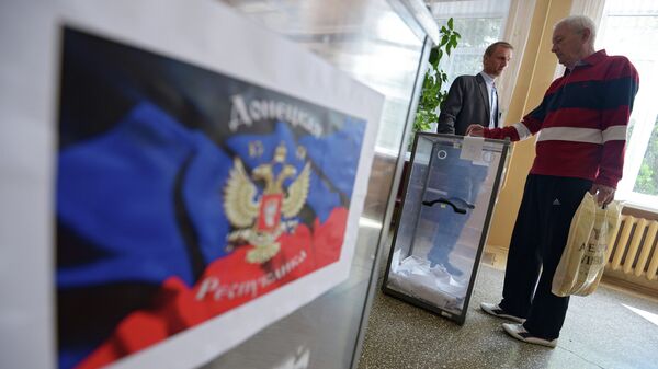 Donetsk and Lugansk regions hold referendum on self-determination (Archive) - Sputnik International