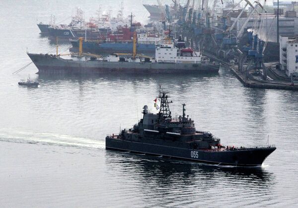 Russia's Pacific Fleet Warships Arrive in China for Drills - Sputnik International