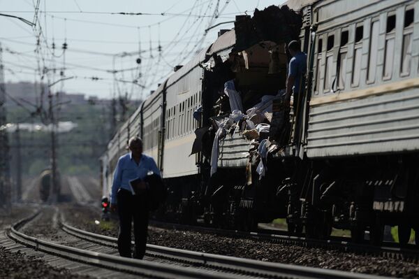 No Reason to Call Train Collision Near Moscow Terrorist Attack - Putin - Sputnik International