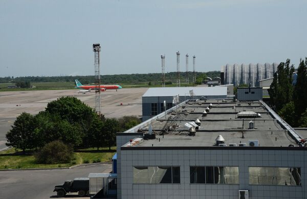 Resistance forces of the Donetsk People's Republic establish control over Donetsk International Airport - Sputnik International