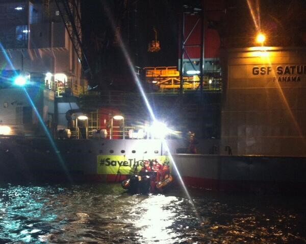 Greenpeace Activists Blocked Gazprom Drilling Platform in Dutch Port - Sputnik International