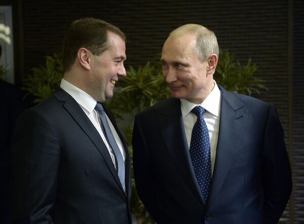 Vladimir Putin and Dmitry Medvedev - Sputnik International