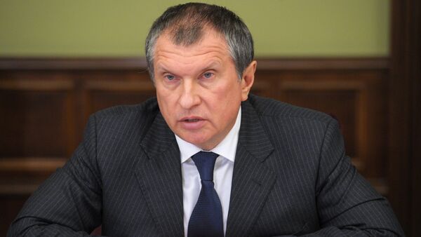 We must step up our cooperation with China in all possible directions, Sechin said. - Sputnik International