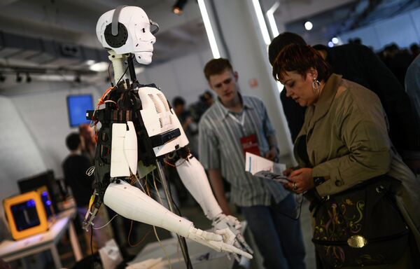 RusCyborg robot at the Robot Ball exhibition in Moscow (Archive) - Sputnik International