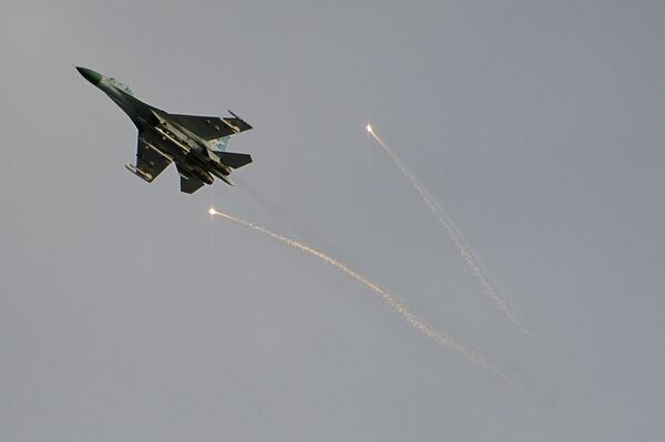 Ukrainian fighter flies above Lugansk (Archive) - Sputnik International