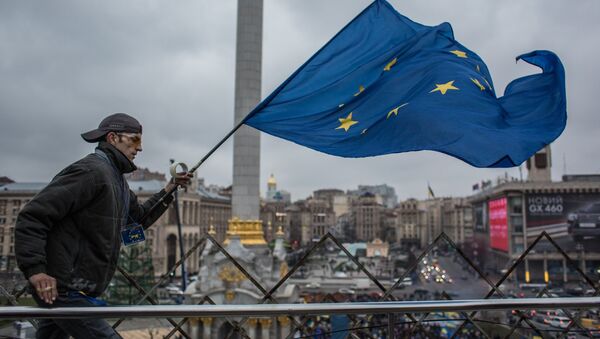 Rally to support Ukraine's integration with Europe on Independence Square, Kiev - Sputnik International