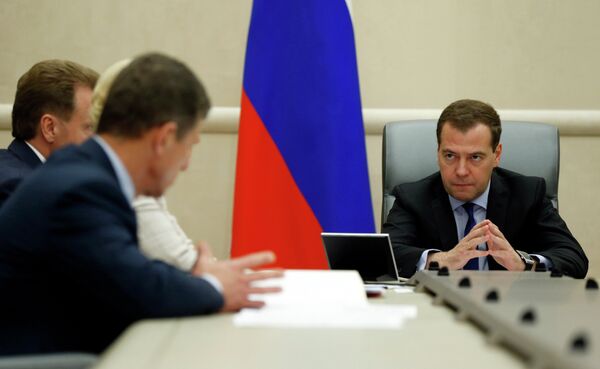 Dmitry Medvedev chairs meeting with his deputies - Sputnik International