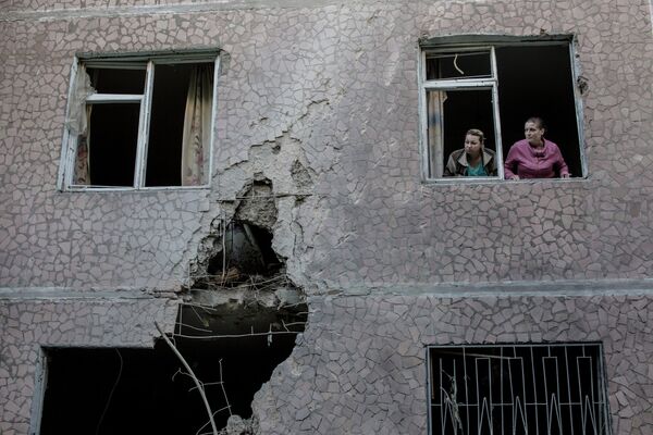 The aftermath of an artillery shelling of Slavyansk by the Ukrainian military - Sputnik International