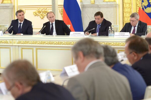 President Putin holds meeting of Council on Inter-Ethnic Relations - Sputnik International