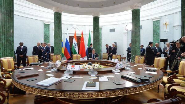 BRICS Business Council to Make Suggestions Facilitating Cooperation - Sputnik International