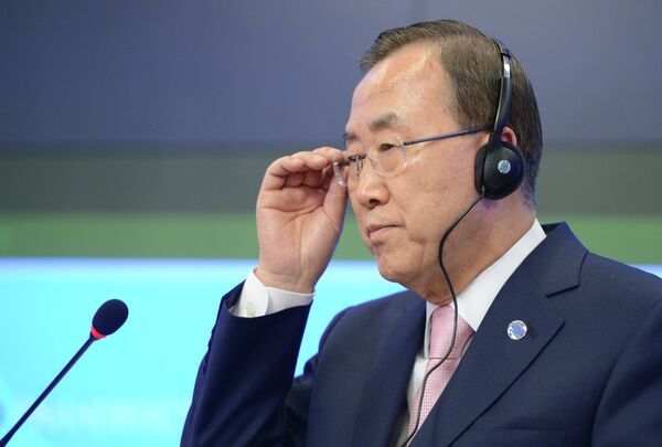 UN Secretary General Ban Ki-moon has called for the parties in the Ukrainian conflict to reach a dialog. - Sputnik International