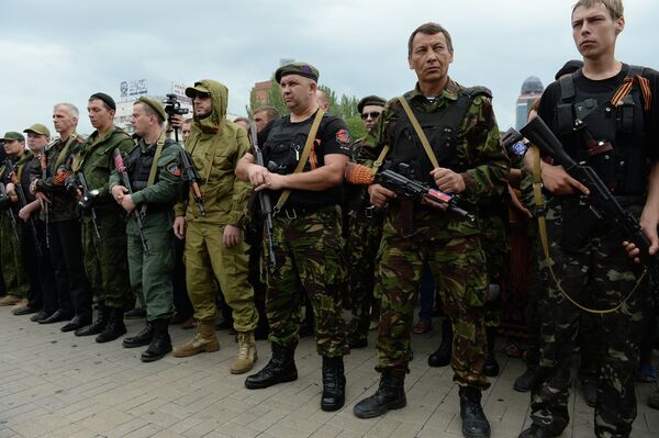 Donbass militia take oath of allegiance to the Donetsk People's Republic - Sputnik International