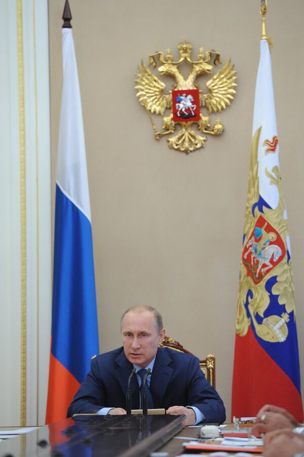 Vladimir Putin conducts Russian Security Council meeting - Sputnik International