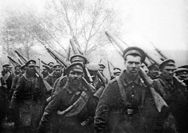 Russian soldiers durin First World War - Sputnik International