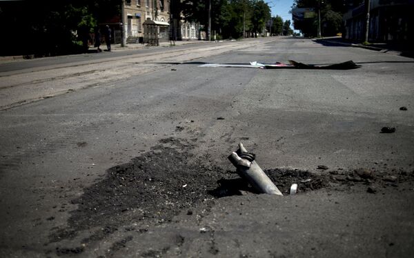 Ukraine's Mortar Attack on Luhansk Kills 15 Civilians, Injures 60 Friday - Militia - Sputnik International
