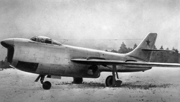 The Sukhoi Su-15 (Aircraft P) supersonic interceptor - Sputnik International