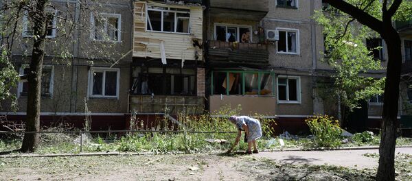 As much as 58 percent of the people questioned said that Kiev has conducted a military offense against Donbas people As much as 58 percent of the people questioned said that Kiev has conducted a military offense against Donbas people - Sputnik International