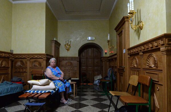 Horlivka: Ukrainian Army Keeps Shelling Town, Residents Hide in Shelters - Sputnik International