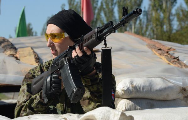 Women-at-Arms: Defenders of Donbas - Sputnik International