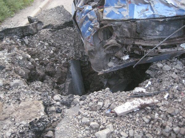 The witness Vova Prach claims his life was saved thanks to his car - Sputnik International