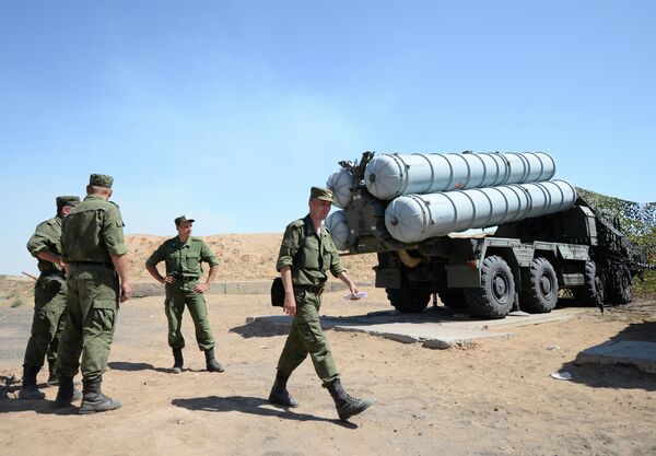 S-300 long range surface-to-air missile systems at the Ashuluk firing range in Russia’s southern region of Astrakhan - Sputnik International