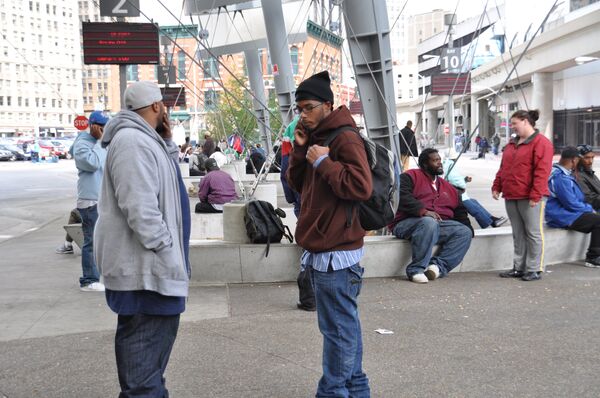 People at street in Detroit - Sputnik International