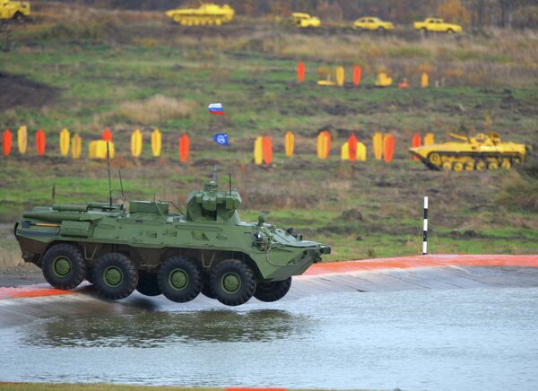 BTR-82 Armored Personnel Carrier at Russian Expo Arms in Nizhny Tagil - Sputnik International