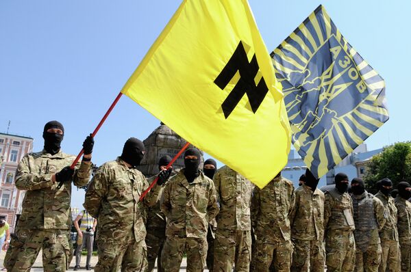 Azov battalion soldiers take oath in Kiev before being sent to Donbass Azov battalion soldiers take oath in Kiev before being sent to Donbass - Sputnik International