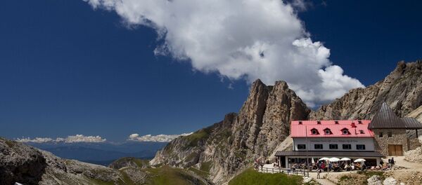 Tierser Alpl mountain hut, on the way from Schlern to the Rosengarten mountain range, Dolomites, eastern Alps, South Tyrol, Bolzano province, Italy, Europe Tierser Alpl mountain hut, on the way from Schlern to the Rosengarten mountain range, Dolomites, eastern Alps, South Tyrol, Bolzano province, Italy, Europe - Sputnik International